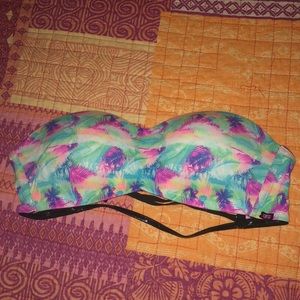 Victoria Secret Pink Strapless Bra